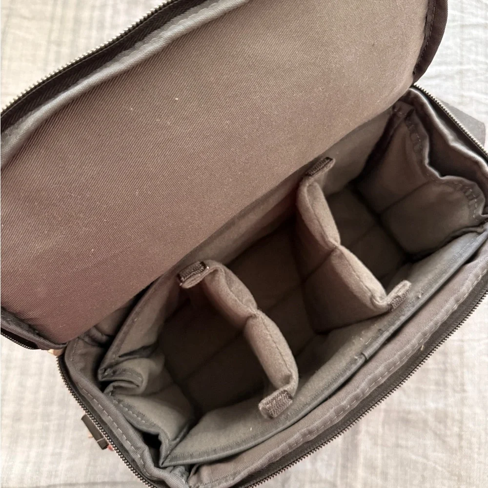 Grey canvas messenger camera bag with 2 removable/changeable compartments